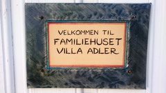 VELKOMMEN INN: Fleksibilitet og tilgjengelighet er viktig for de som jobber ved Villa Adler. 